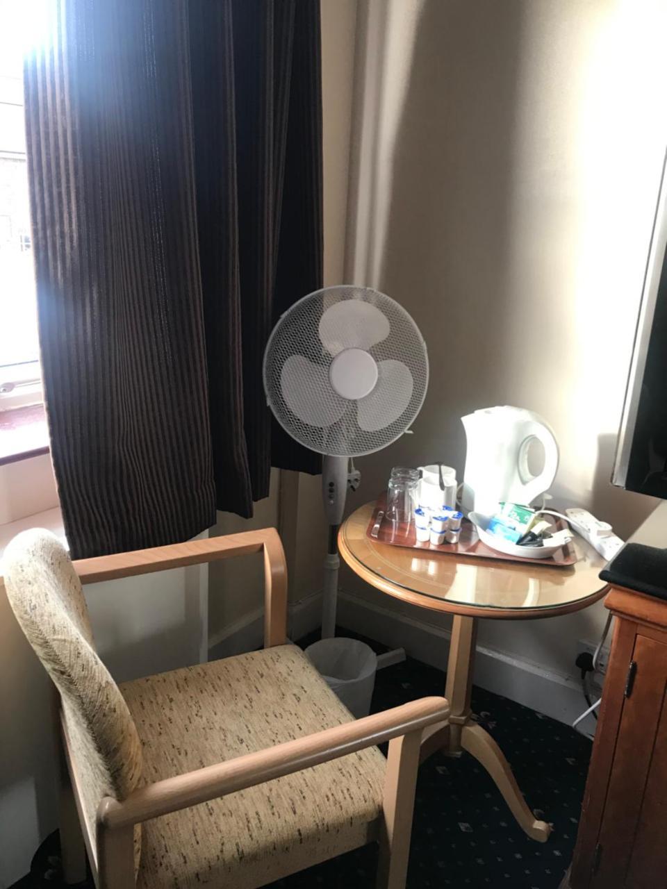 New Oscar Hotel Windsor Eksteriør billede